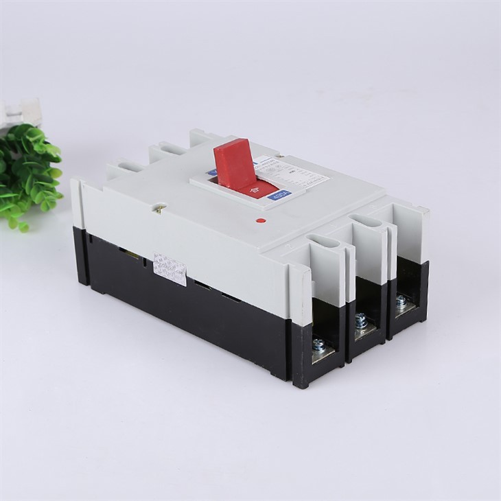PV Molded Case Circuit Breaker suppliers